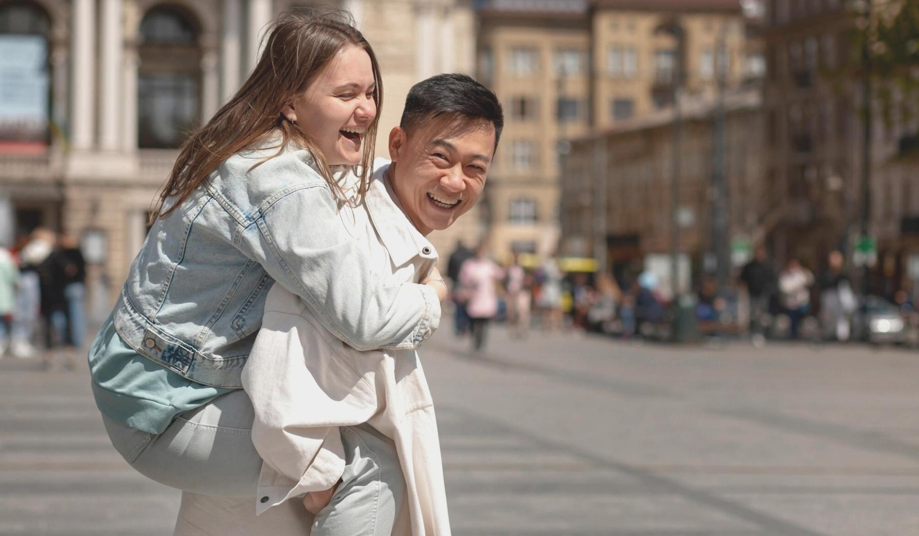 Sesión de ejercicios funcionales supervisada en línea